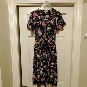 Black floral wrap dress size small